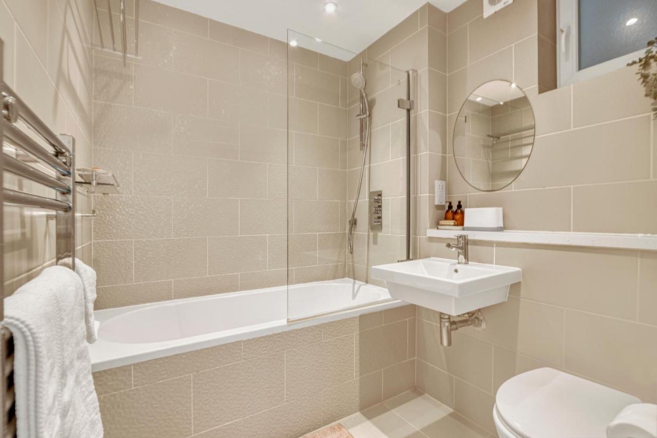 לונדון Homely 1Bed Apartment Vauxhall מראה חיצוני תמונה